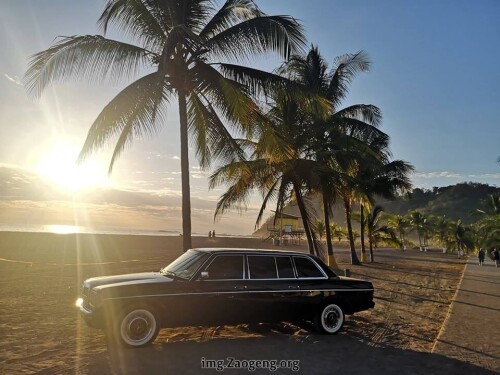 HERMOSA-BEACH-SUNSET-COSTA-RICA-300D-LIMO.jpg