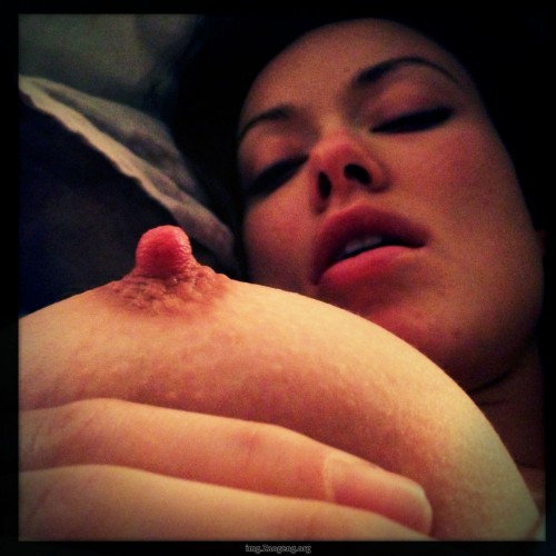 Olivia-Wilde-Topless-12.jpg